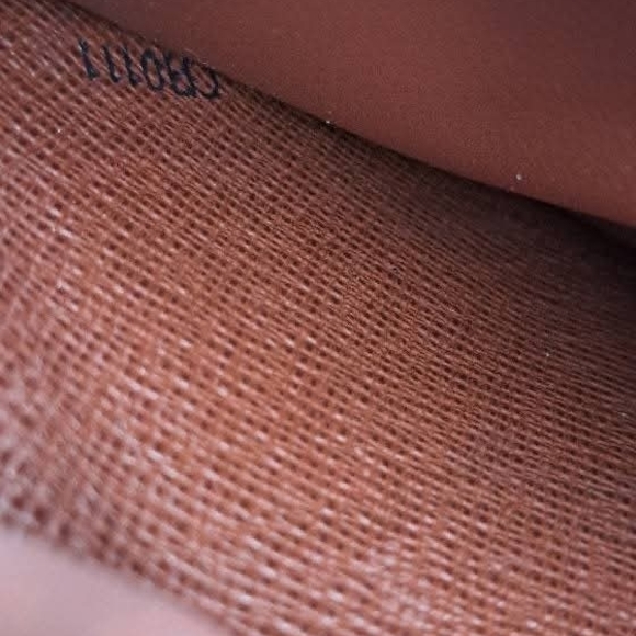 Louis Vuitton Monogram Wallet - Picture 8 of 8